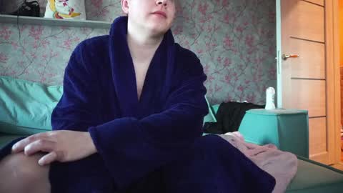 sexnadvoih online show from December 2, 6:41 am