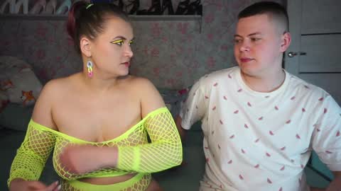 sexnadvoih online show from February 7, 9:58 am