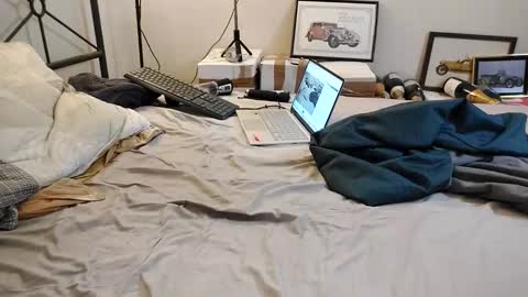sexobject001 online show from October 24, 8:44 am