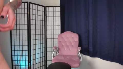 Snapshot of sexpotjess chatting on October 20, 10:54 pm Sexpot Jess online show from October 20, 10:54 pm