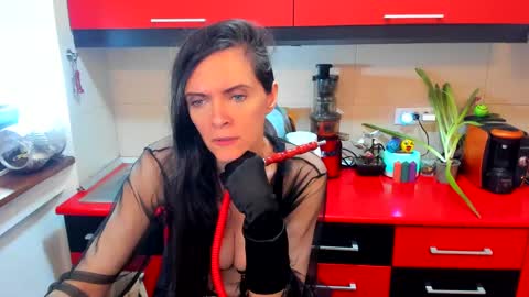 Snapshot of sexqueen1111 chatting on March 4, 2:17 am sexqueen1111 online show from March 4, 2:17 am