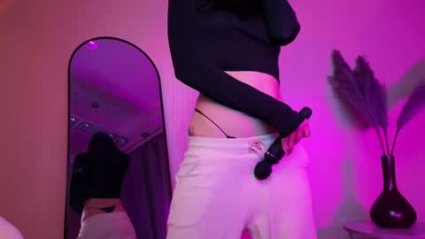 sextezi online show from January 24, 6:25 pm