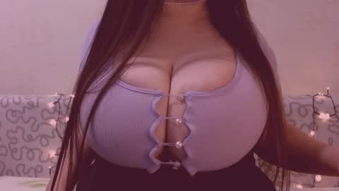 Snapshot of sexxgirlboy chatting on December 13, 8:51 am Julia online show from December 13, 8:51 am