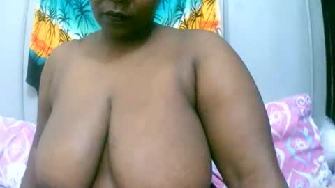 sexxi_ebony online show from February 20, 3:58 am