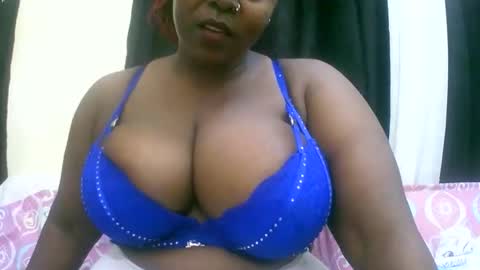 sexxi_ebony online show from May 10, 9:47 am