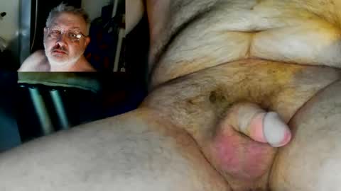 Snapshot of sexxme214 chatting on October 6, 1:58 am sexxme214 online show from October 6, 1:58 am