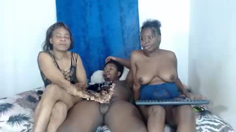 sexxxtreeme_ online show from January 28, 11:28 pm