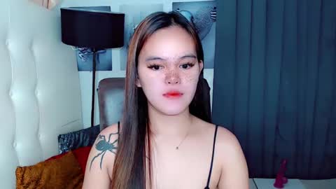 sexxxy_caroline online show from January 29, 9:01 am