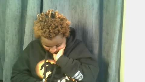 sexxy_amira online show from October 26, 9:37 am