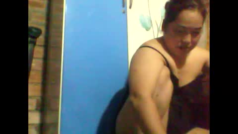 Snapshot of sexxy_love2k chatting on October 12, 2:54 am sexxy_love2k online show from October 12, 2:54 am