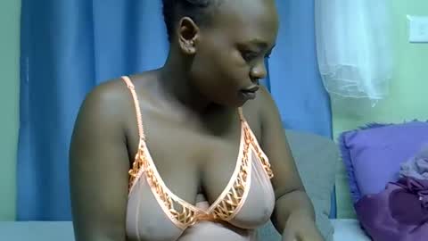 African Queen online show from May 24, 8:03 pm