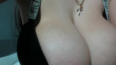 sexxymeriemm online show from December 25, 12:05 am