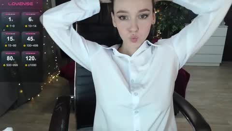 Snapshot of sexy_alexxia chatting on September 27, 4:45 pm Alexia online show from September 27, 4:45 pm