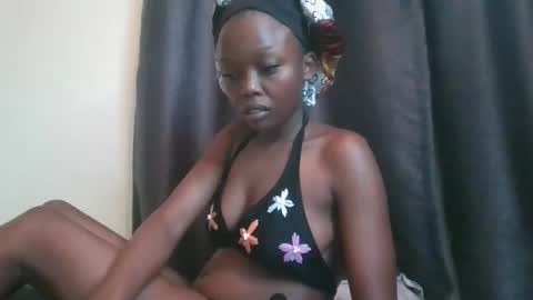 sexy_banny21 online show from February 8, 7:06 pm