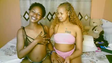 sexy_bluegirl online show from October 7, 2:25 pm