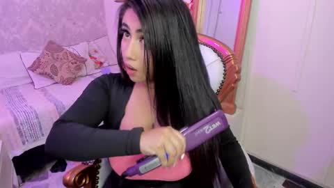 Snapshot of sexy_cristall chatting on March 4, 7:54 pm C R I S T A L online show from March 4, 7:54 pm