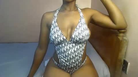 Ellahh online show from January 8, 12:40 pm