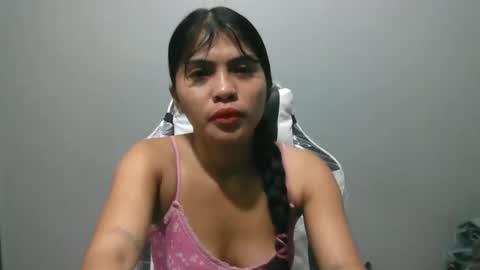 Snapshot of sexy_hot_pussie chatting on February 14, 12:14 pm just call me sofia online show from February 14, 12:14 pm