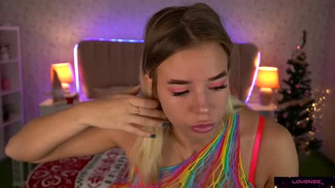 Snapshot of sexy_ira chatting on December 23, 6:44 am Ira online show from December 23, 6:44 am