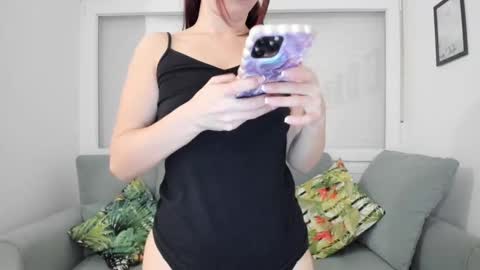 Lily online show from January 9, 8:03 am