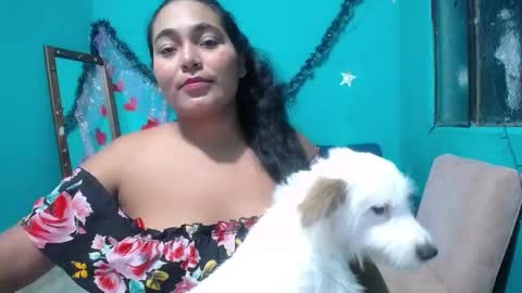 Snapshot of sexy_love_15 chatting on December 23, 6:11 am SIRENA LOVE online show from December 23, 6:11 am