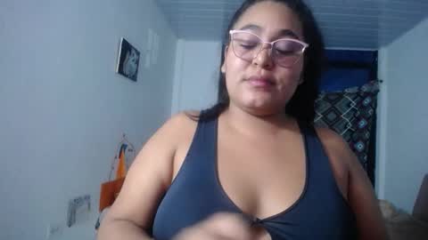 Snapshot of sexy_love_15 chatting on November 7, 6:13 am SIRENA LOVE online show from November 7, 6:13 am