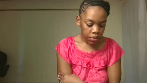 Snapshot of sexy_lyna chatting on November 13, 9:30 am sexy_lyna online show from November 13, 9:30 am