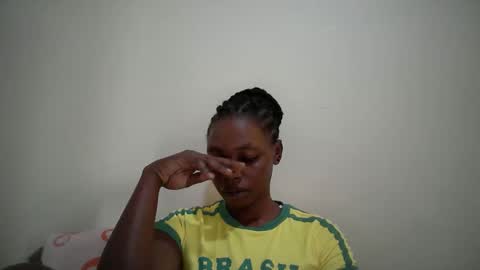 Snapshot of sexy_muna2 chatting on February 17, 9:06 am sexy_muna2 online show from February 17, 9:06 am