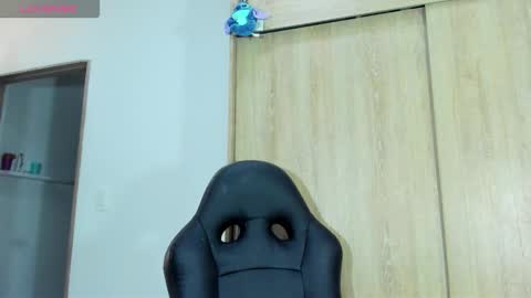 sexy_nicole_ricutty online show from September 22, 11:18 pm