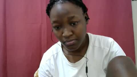 Snapshot of sexy_phoina chatting on November 8, 6:51 pm sexy_phoina online show from November 8, 6:51 pm