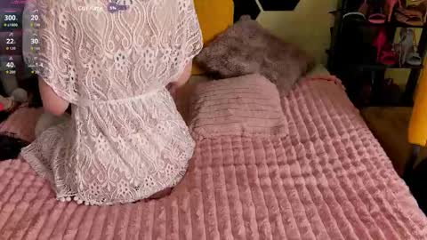 Sexy school online show from April 11, 12:20 pm