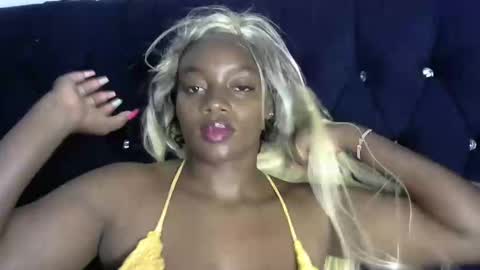 laura online show from January 27, 8:29 am