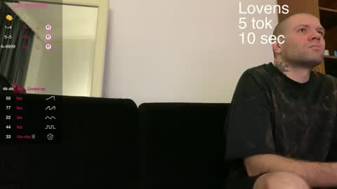 Snapshot of sexy_sweets chatting on October 10, 6:29 pm Sexy-Sweets online show from October 10, 6:29 pm