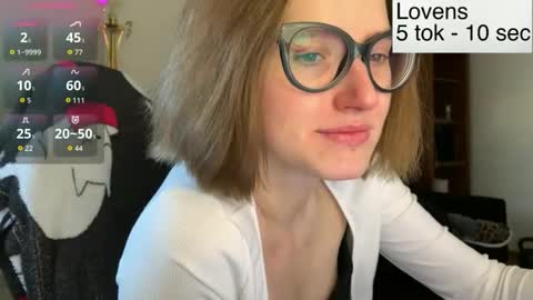 Snapshot of sexy_sweets chatting on February 23, 6:22 am Sexy-Sweets online show from February 23, 6:22 am