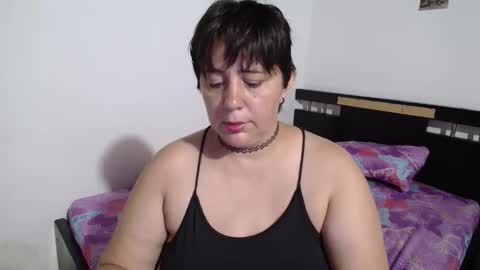 Snapshot of sexy_ticki chatting on November 24, 10:53 pm janel online show from November 24, 10:53 pm