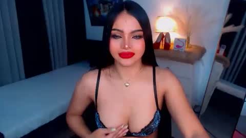 Snapshot of sexyadrianaqueents chatting on January 26, 11:50 pm YOUR MISTRESS GODDESSS ADRIANA online show from January 26, 11:50 pm