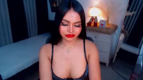 Snapshot of sexyadrianaqueents chatting on January 27, 2:53 am YOUR MISTRESS GODDESSS ADRIANA online show from January 27, 2:53 am