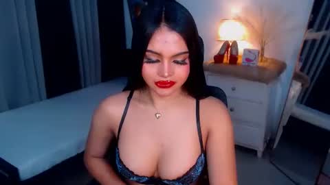 Snapshot of sexyadrianaqueents chatting on January 27, 7:35 am YOUR MISTRESS GODDESSS ADRIANA online show from January 27, 7:35 am