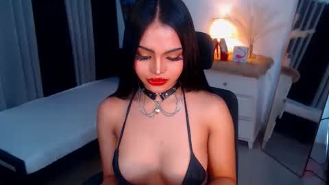 Snapshot of sexyadrianaqueents chatting on February 4, 3:11 am YOUR MISTRESS GODDESSS ADRIANA online show from February 4, 3:11 am