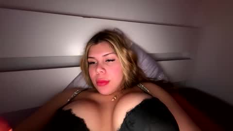 sexyaleja001 online show from January 12, 6:46 pm