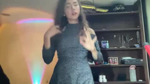 Alice Skay online show from October 11, 10:30 pm