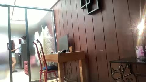 Alice Skay online show from October 22, 4:18 pm