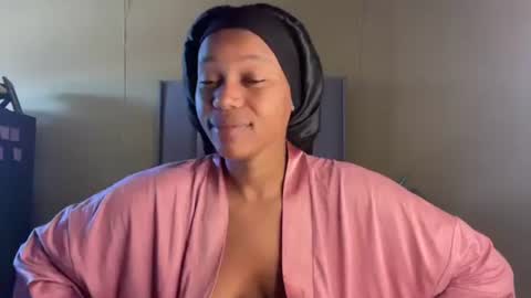 sexyasszeeee online show from October 3, 9:17 am