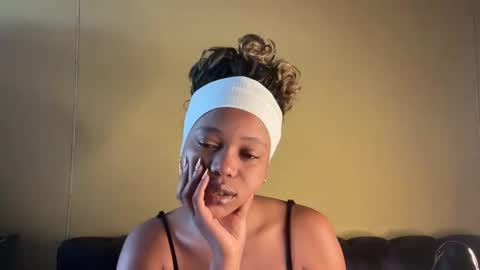 sexyasszeeee online show from November 13, 10:14 am