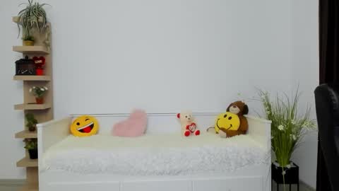 Snapshot of sexybadgirll chatting on September 28, 7:19 pm sexybadgirll online show from September 28, 7:19 pm