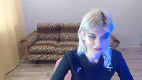 Snapshot of sexybeatriice chatting on January 11, 7:06 am sexybeatriice online show from January 11, 7:06 am