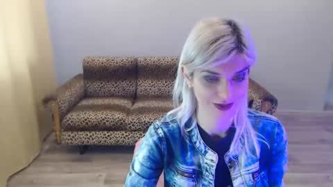 Snapshot of sexybeatriice chatting on January 26, 1:25 pm sexybeatriice online show from January 26, 1:25 pm