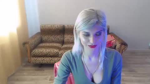 Snapshot of sexybeatriice chatting on February 2, 10:13 am sexybeatriice online show from February 2, 10:13 am