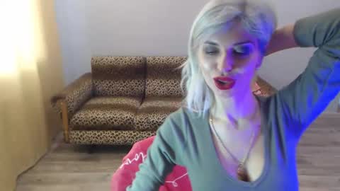 Snapshot of sexybeatriice chatting on February 2, 1:19 pm sexybeatriice online show from February 2, 1:19 pm