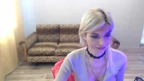 sexybeatriice online show from November 26, 7:31 am